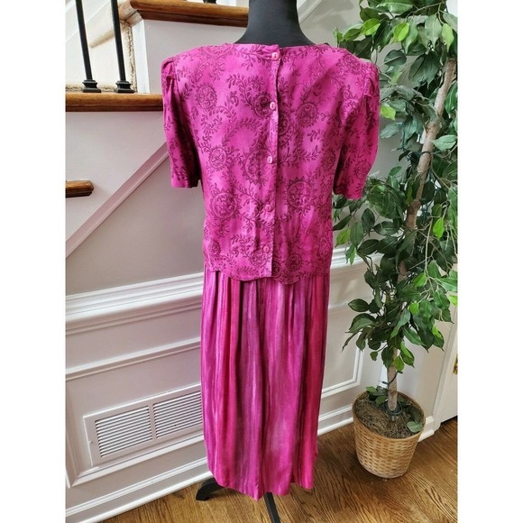 Vintage Sag Harbor Fuschia 100% Rayon Short Sleeve Round Neck Long Maxi Dress 8 - Picture 8 of 12